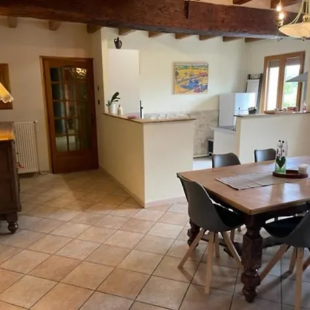 Holiday home Maison De Celestine Privatise Vernon (Eure)